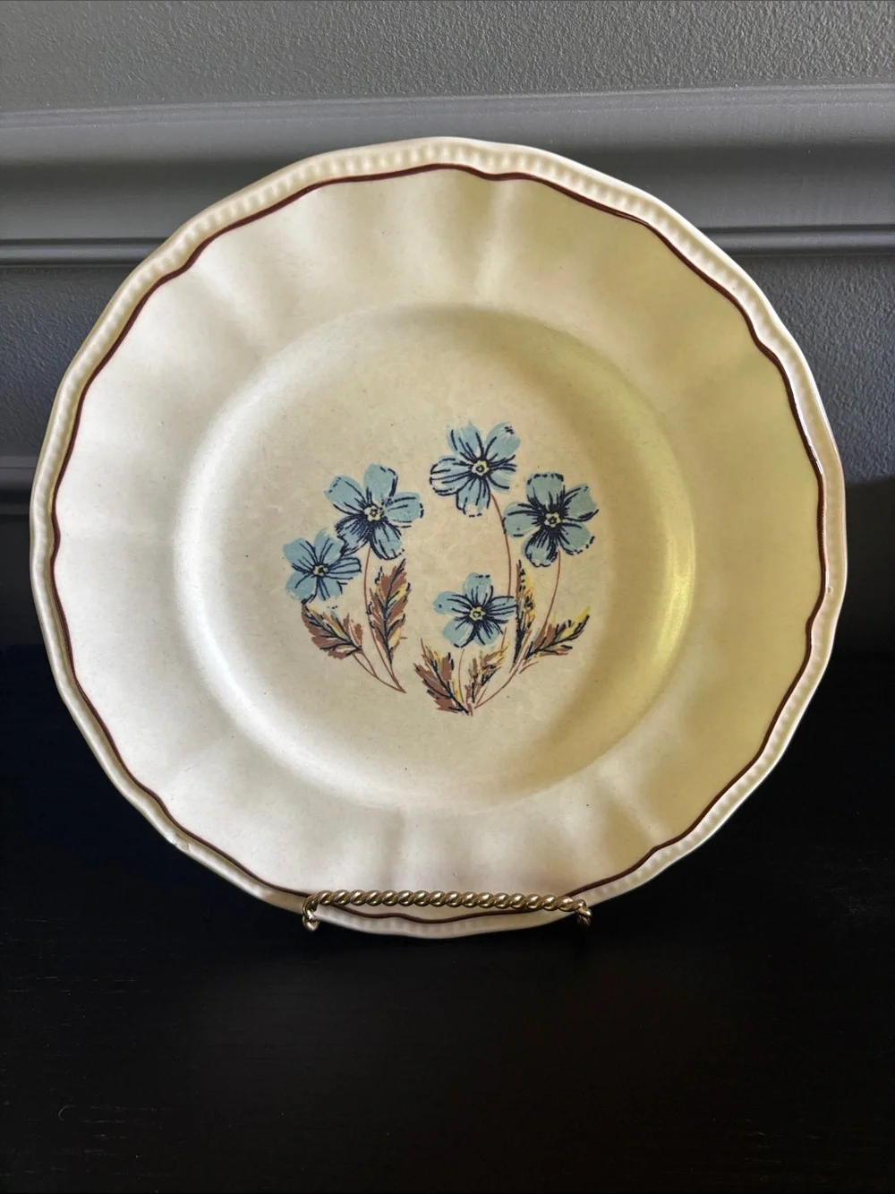Kensington Staffordshire Ironstone Handcrafted England Set of 4 Plates